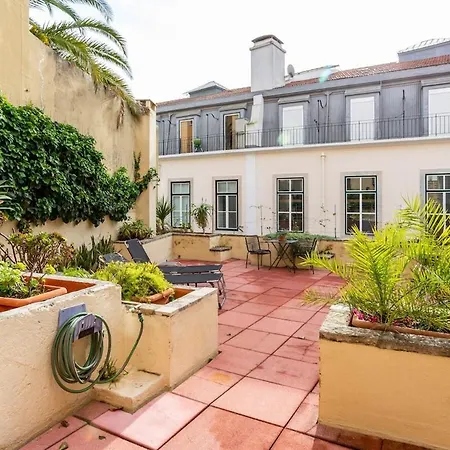 Casa Augusto Rosa アパート